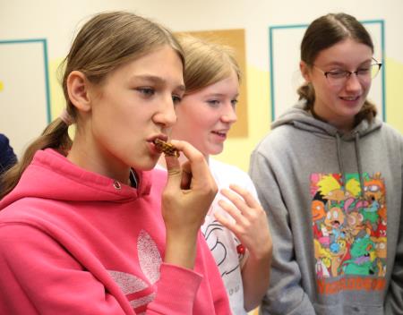 DELAVNICE NA OŠ RAKEK 26 FOTO LJUBO VUKELIČ